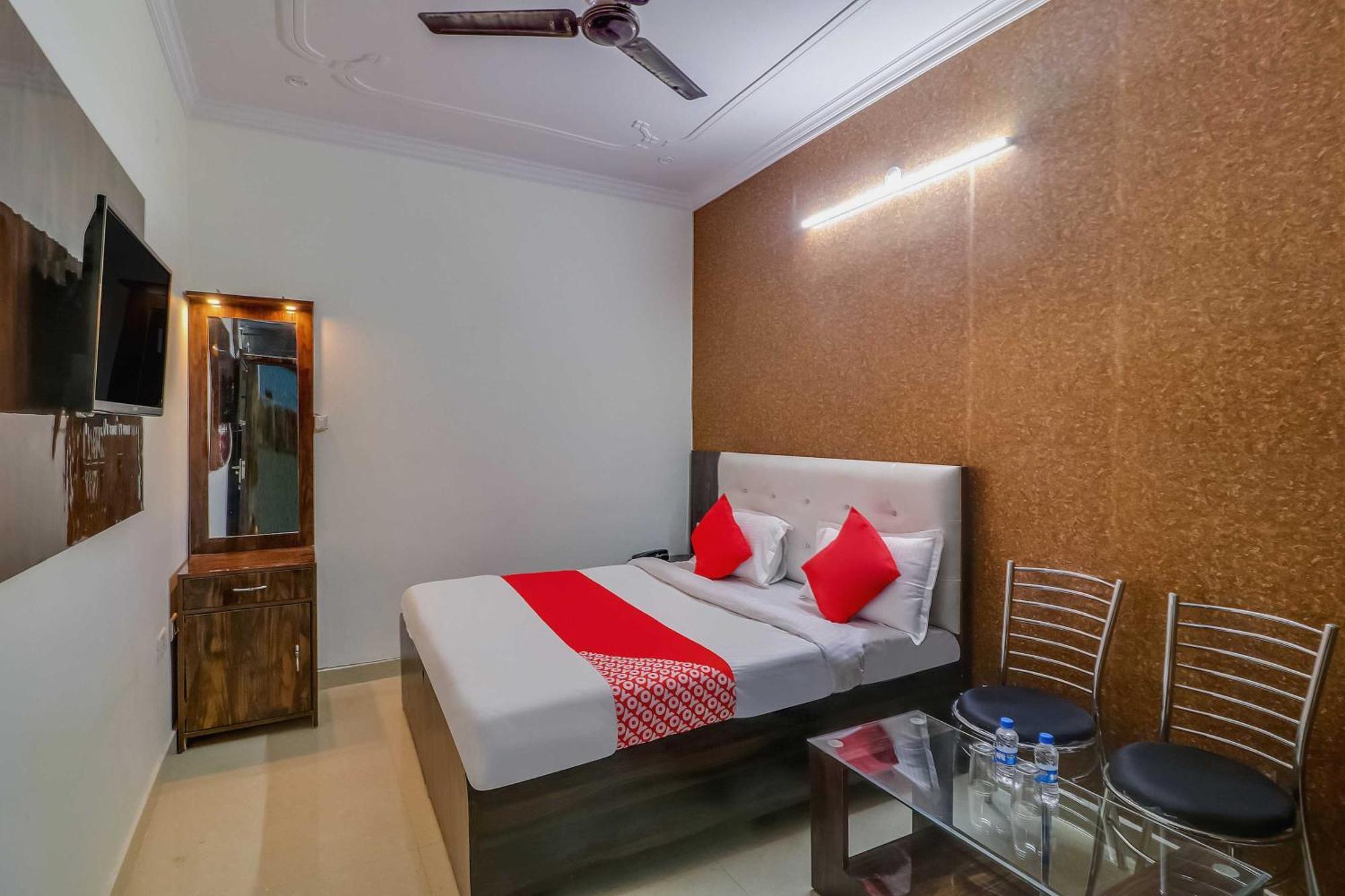 Hotel O Rodstar Chinhat Extérieur photo